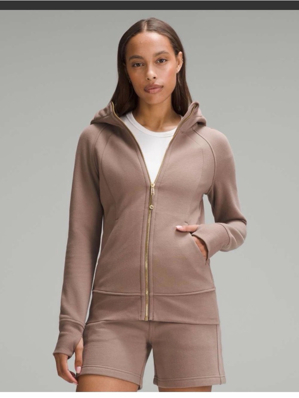 Lululemon Scuba Full-Zip Hoodie
Taupetastic / Gold